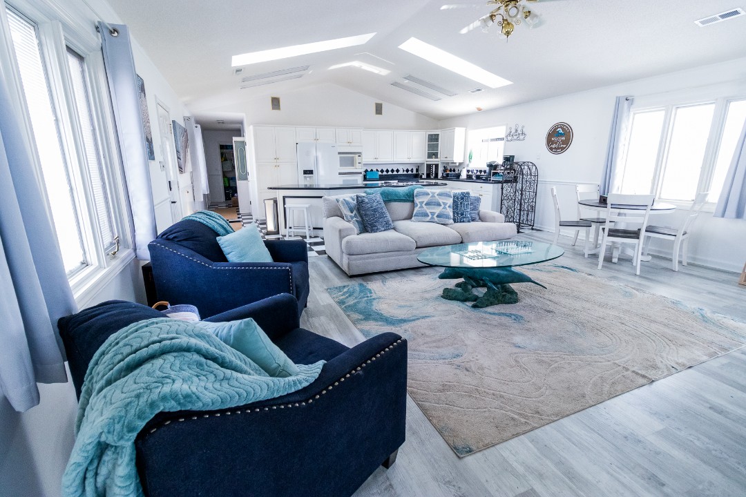 The Coastal Crown Penthouse photo 3